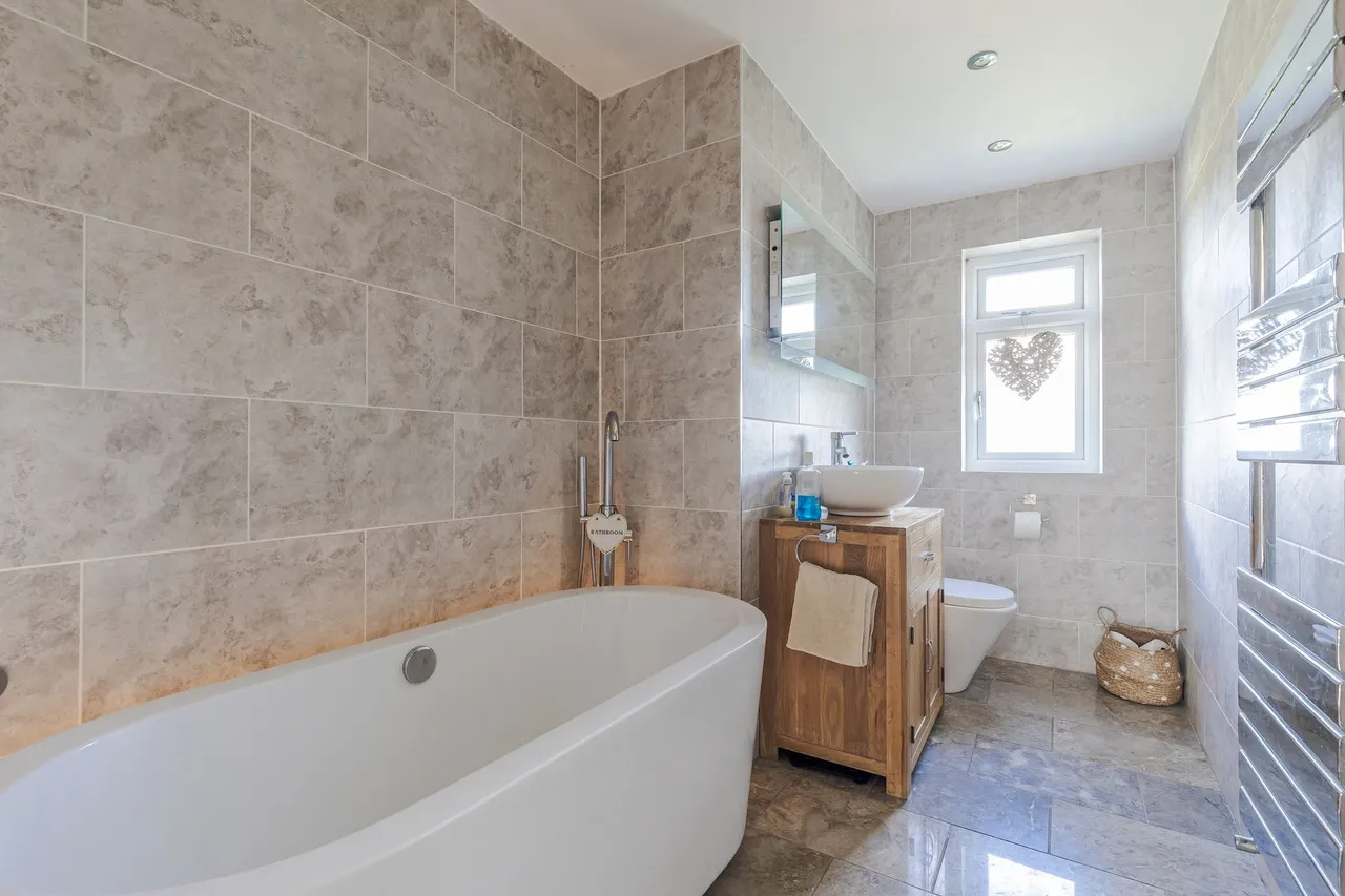 North Brook Road, Tarporley, photo 21
