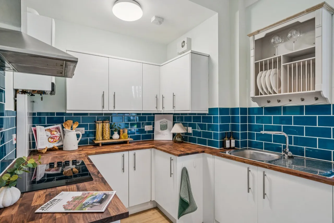 Nightingale Lane, London, SW12, photo 7