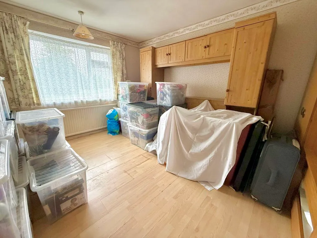 Pastures Way, Luton LU4 0PE, photo 7
