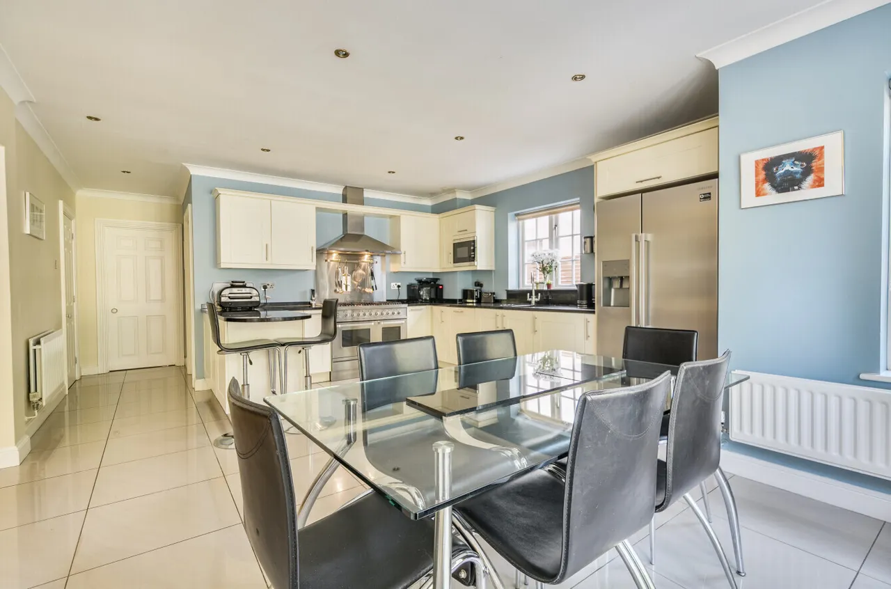Quarry Lane, Henley-On-Thames, RG9, photo 9