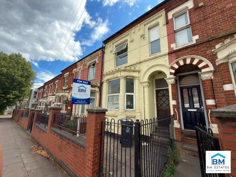 4 bed house for sale — Humberstone Road, Leicester, LE5 3DF
