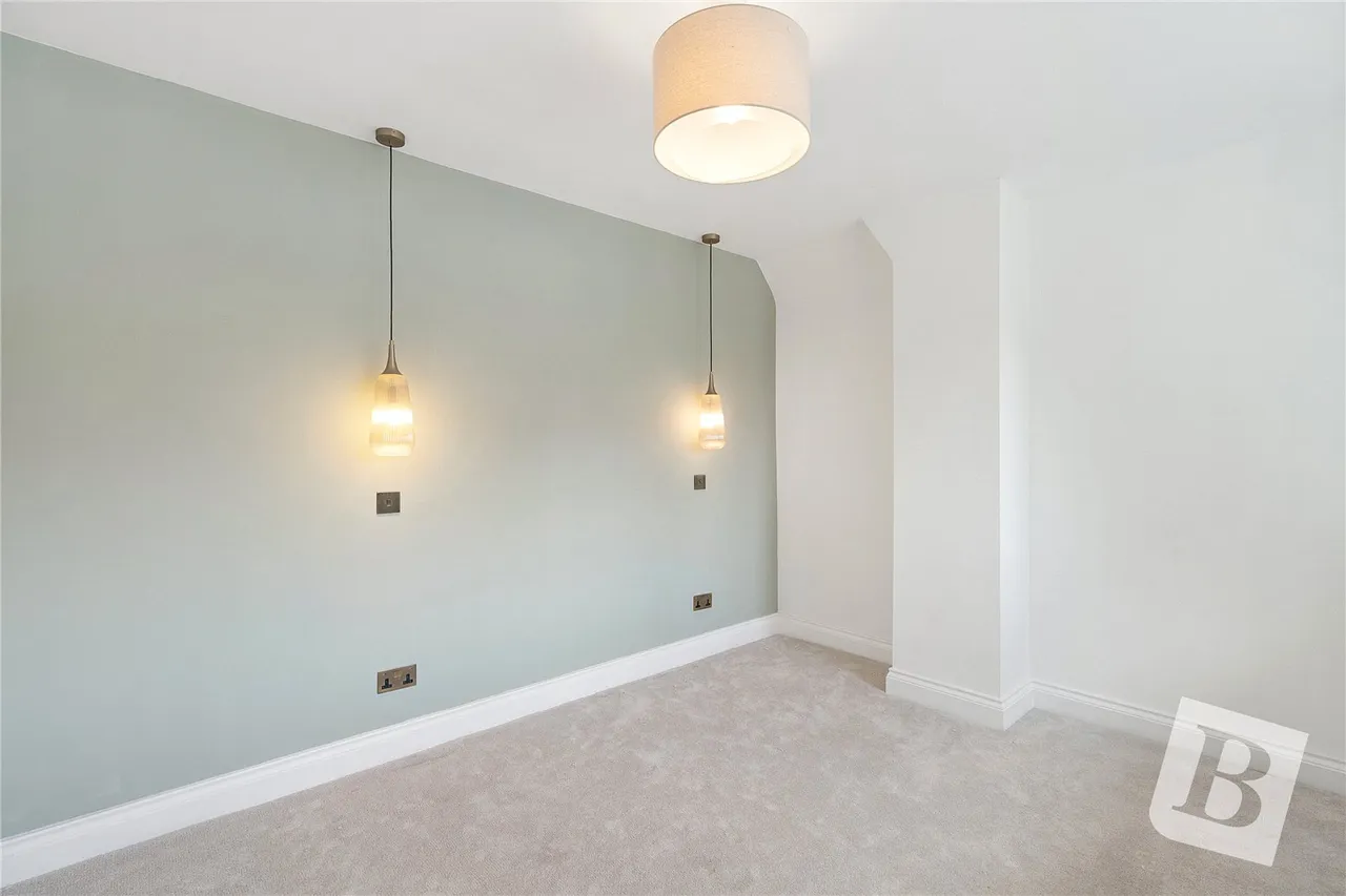Goldings Crescent, Basildon, Essex, SS16, photo 4