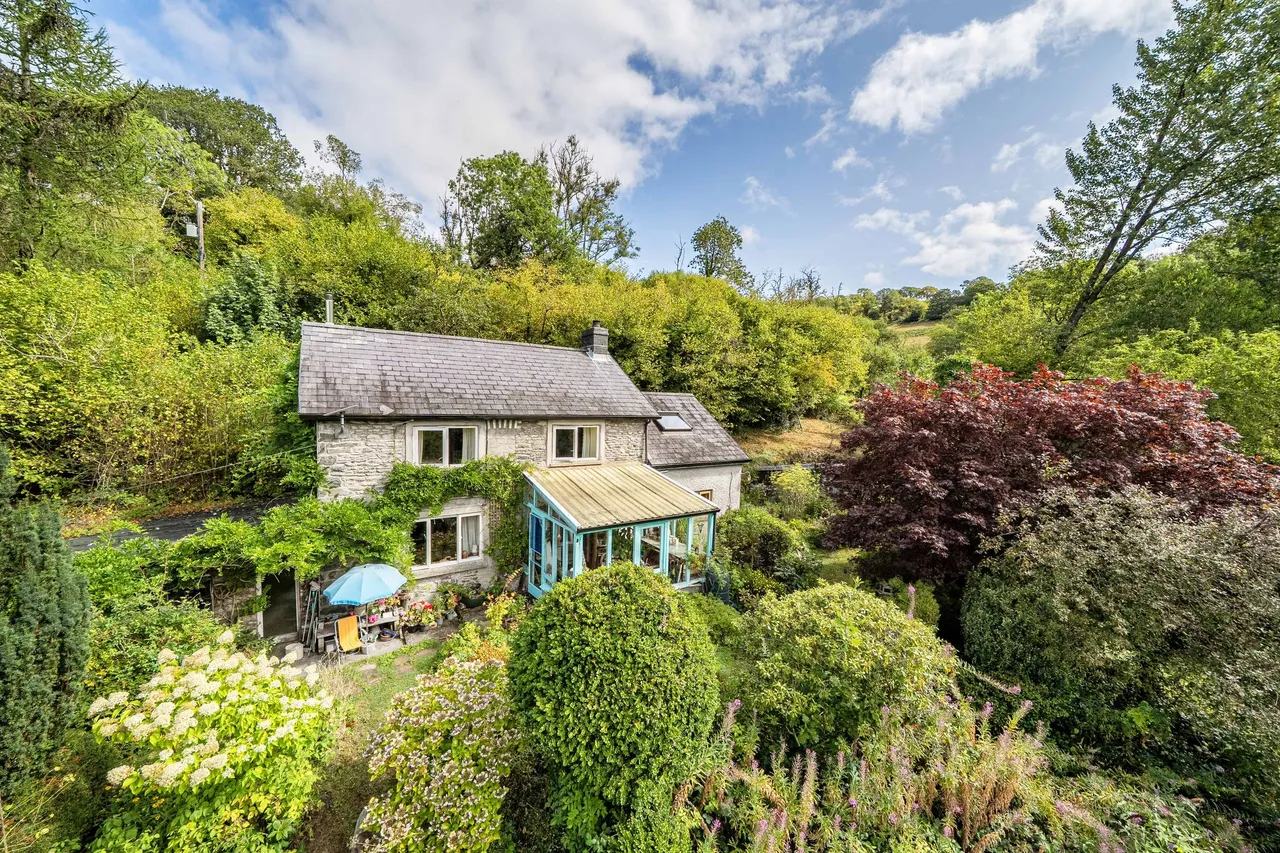 3 bed house for sale, Gwernogle, Carmarthen, SA32