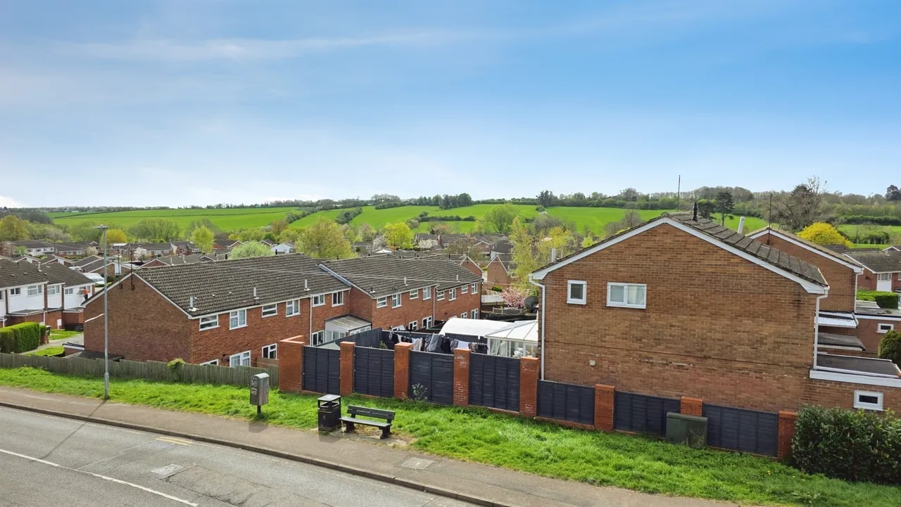 Glendon Road, Rothwell, Kettering, photo 2