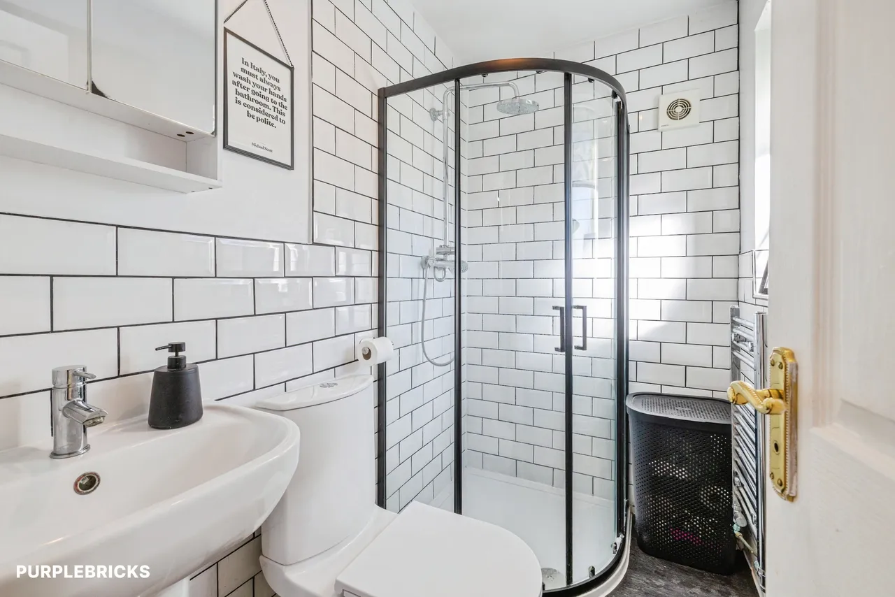 Holmfield, Fiskerton, LN3, photo 13