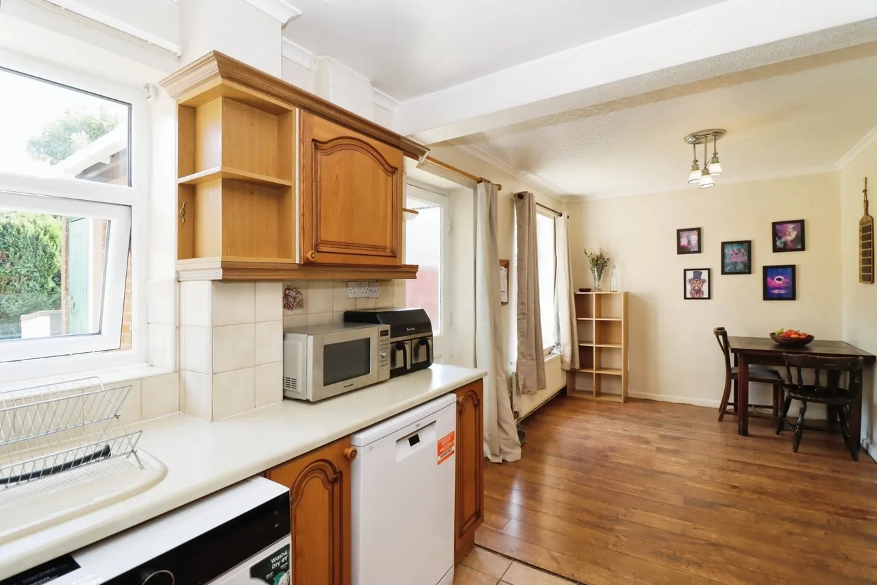 Chiltern Close, Grassmoor, S42, photo 8
