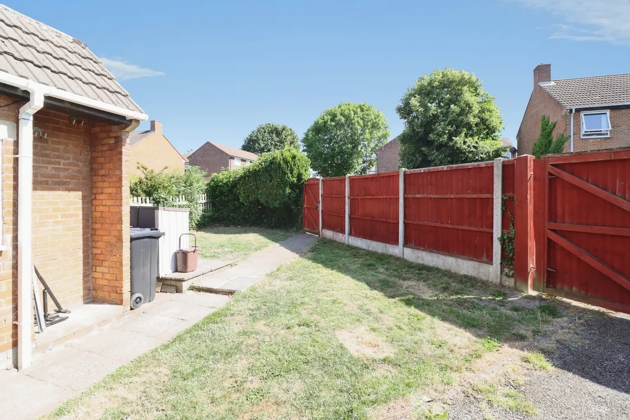 Chiltern Close, Grassmoor, S42, photo 4