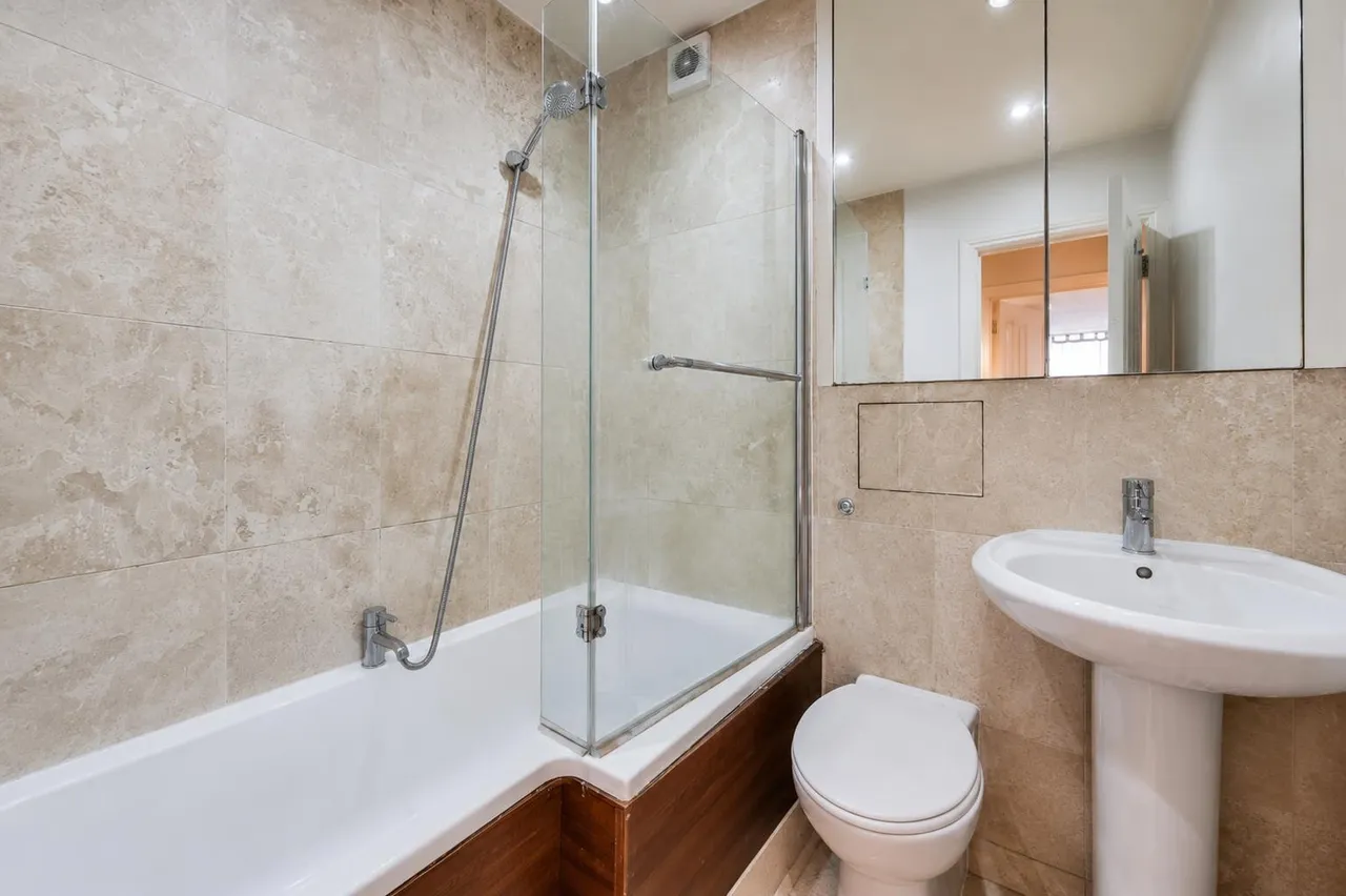 Blackheath Road, London, SE10, photo 6