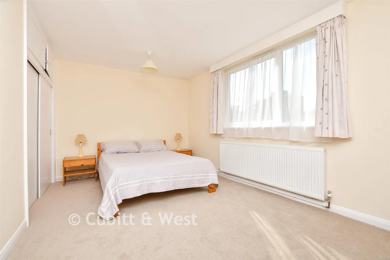 Basinghall Gardens, Sutton, SM2, photo 8