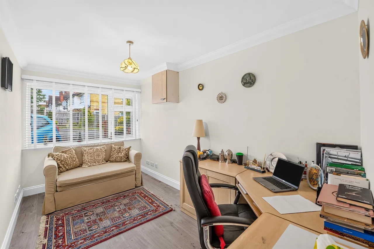 Gavina Close, Morden, SM4, photo 16