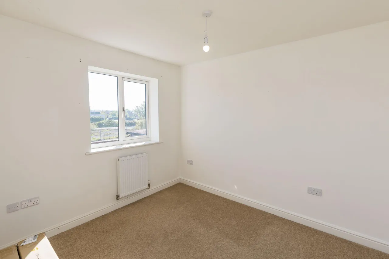 Greenfield Park, Saltney, CH4, photo 14
