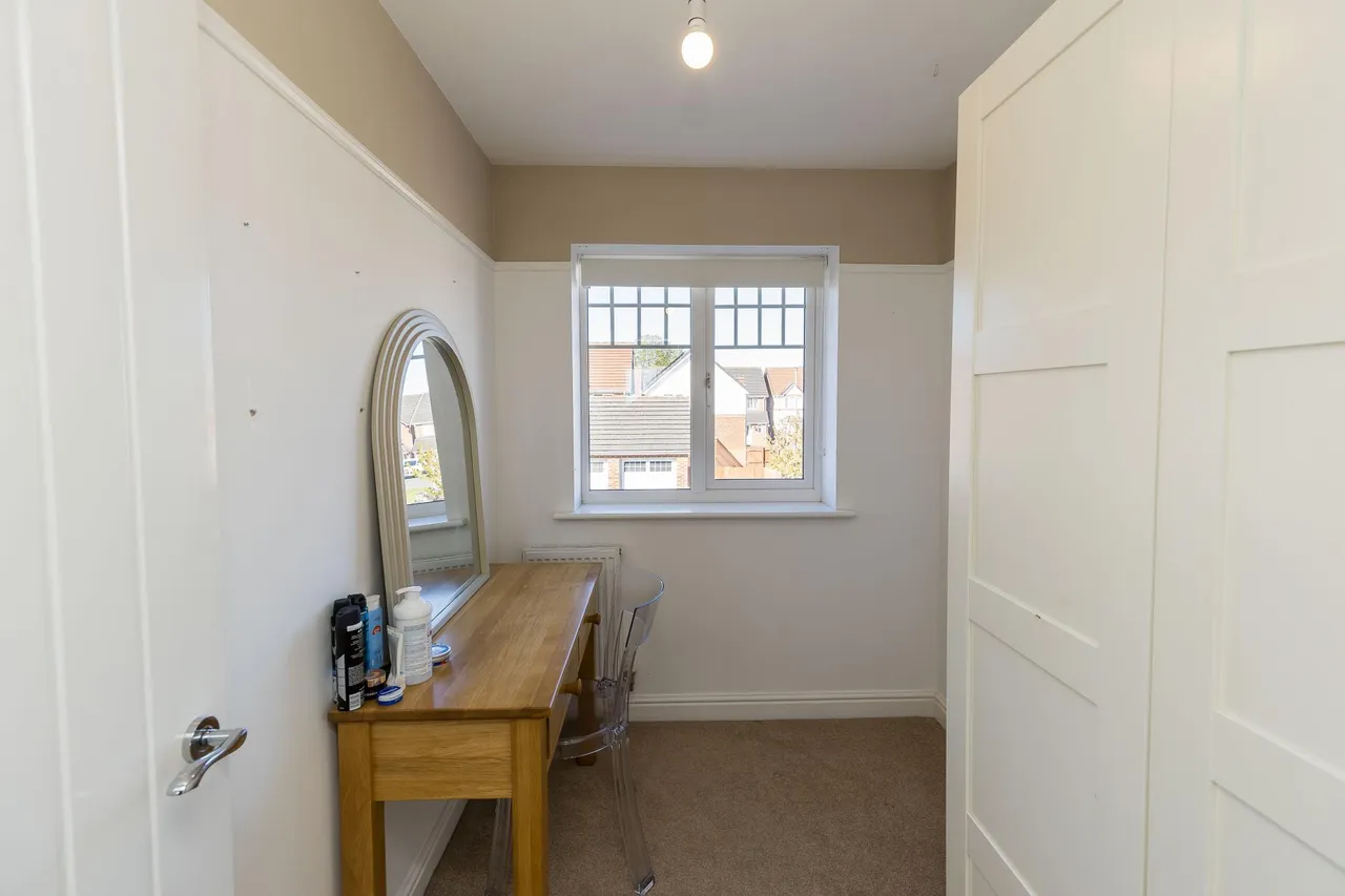 Greenfield Park, Saltney, CH4, photo 15