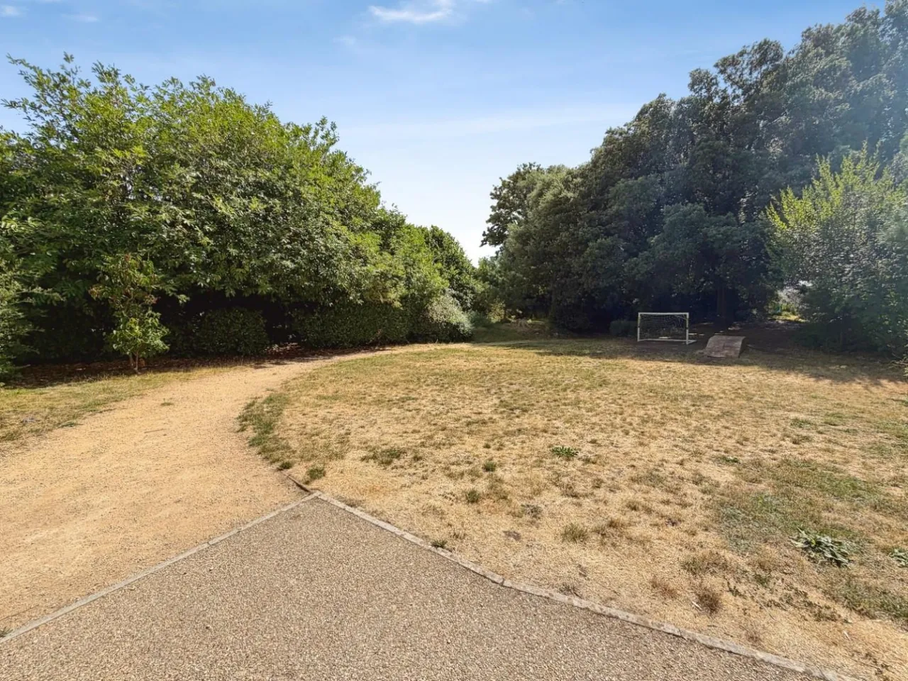 Lynwood Park, Brislington, BS4, photo 2