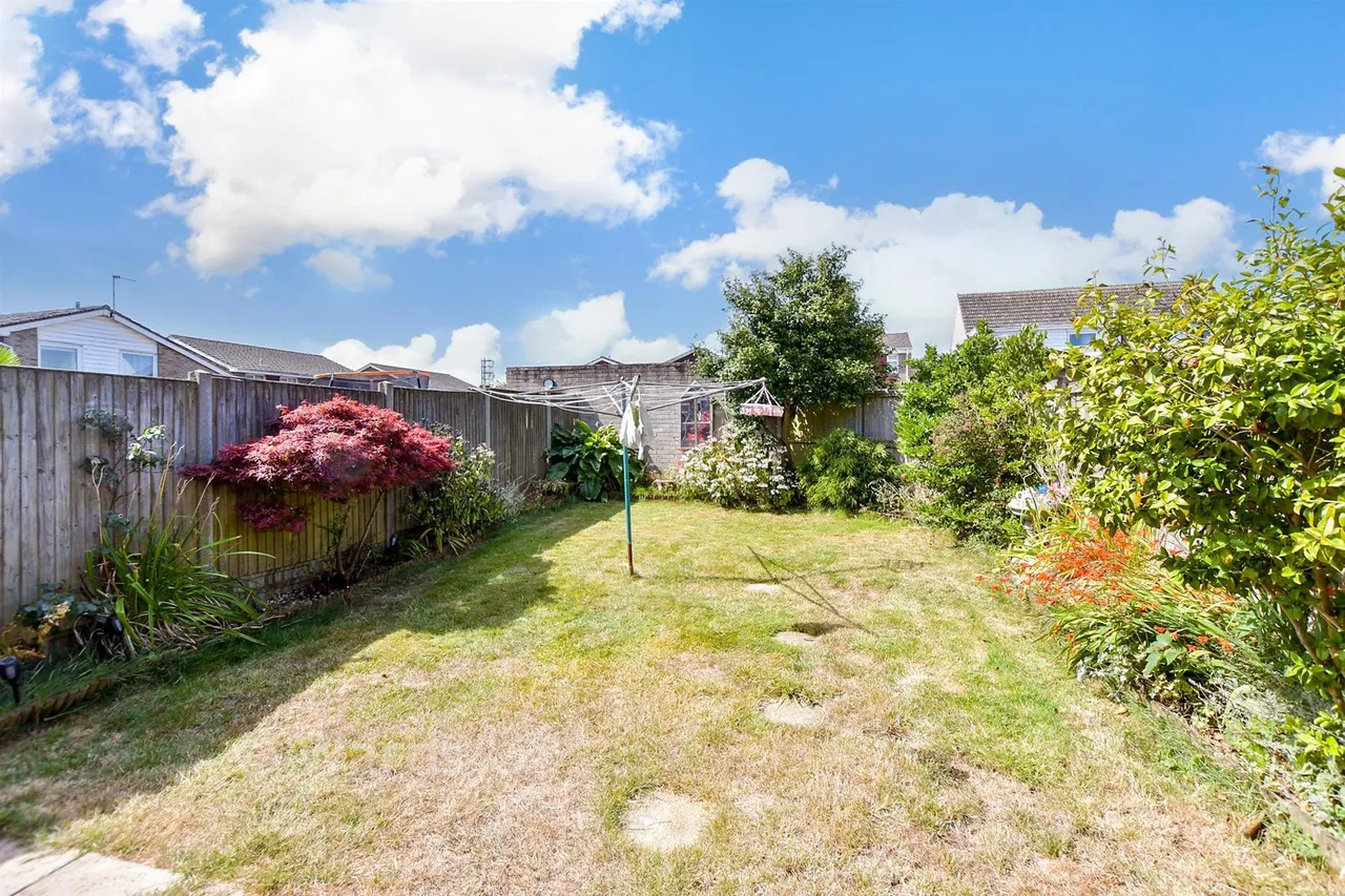 Newlands, Whitfield, CT16, photo 2