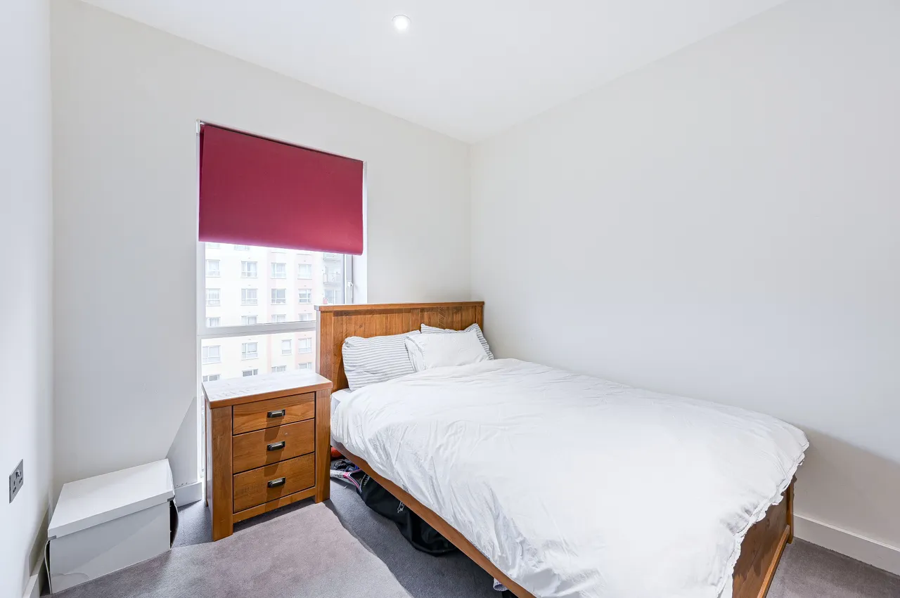 Flat 20, 22 John Harrison Way, London, photo 6
