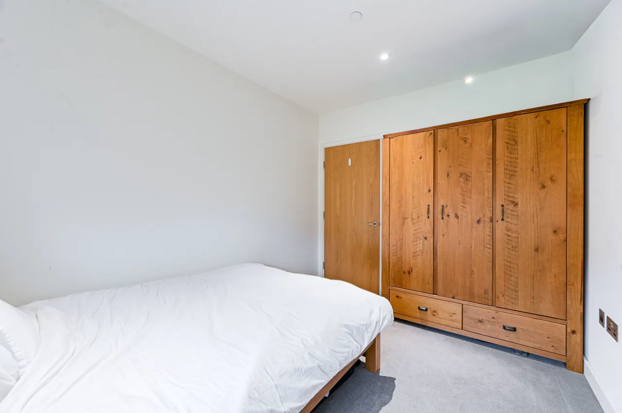 Flat 20, 22 John Harrison Way, London, photo 7