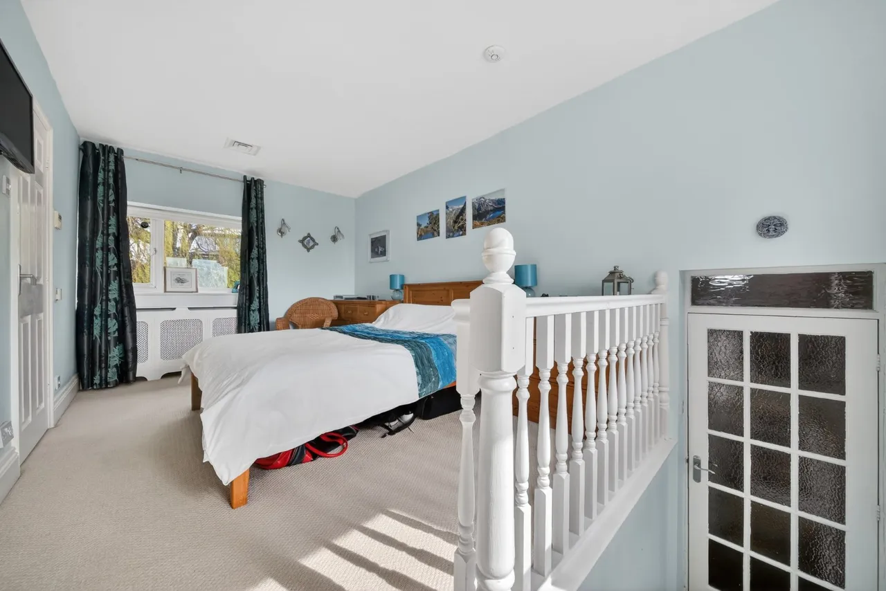 West End Close, Horsforth, LS18, photo 18