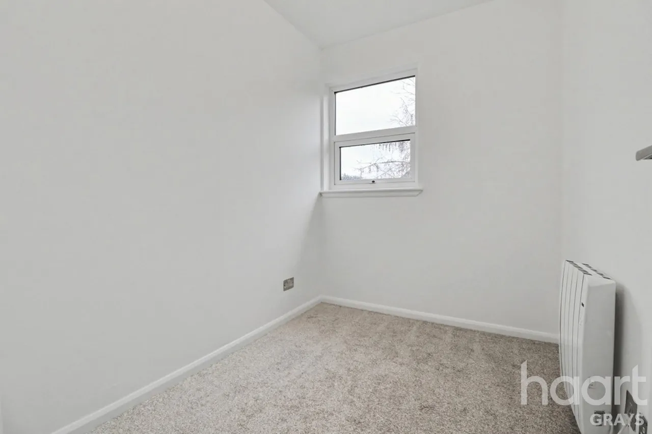 Erith Court, Purfleet, RM19, photo 17