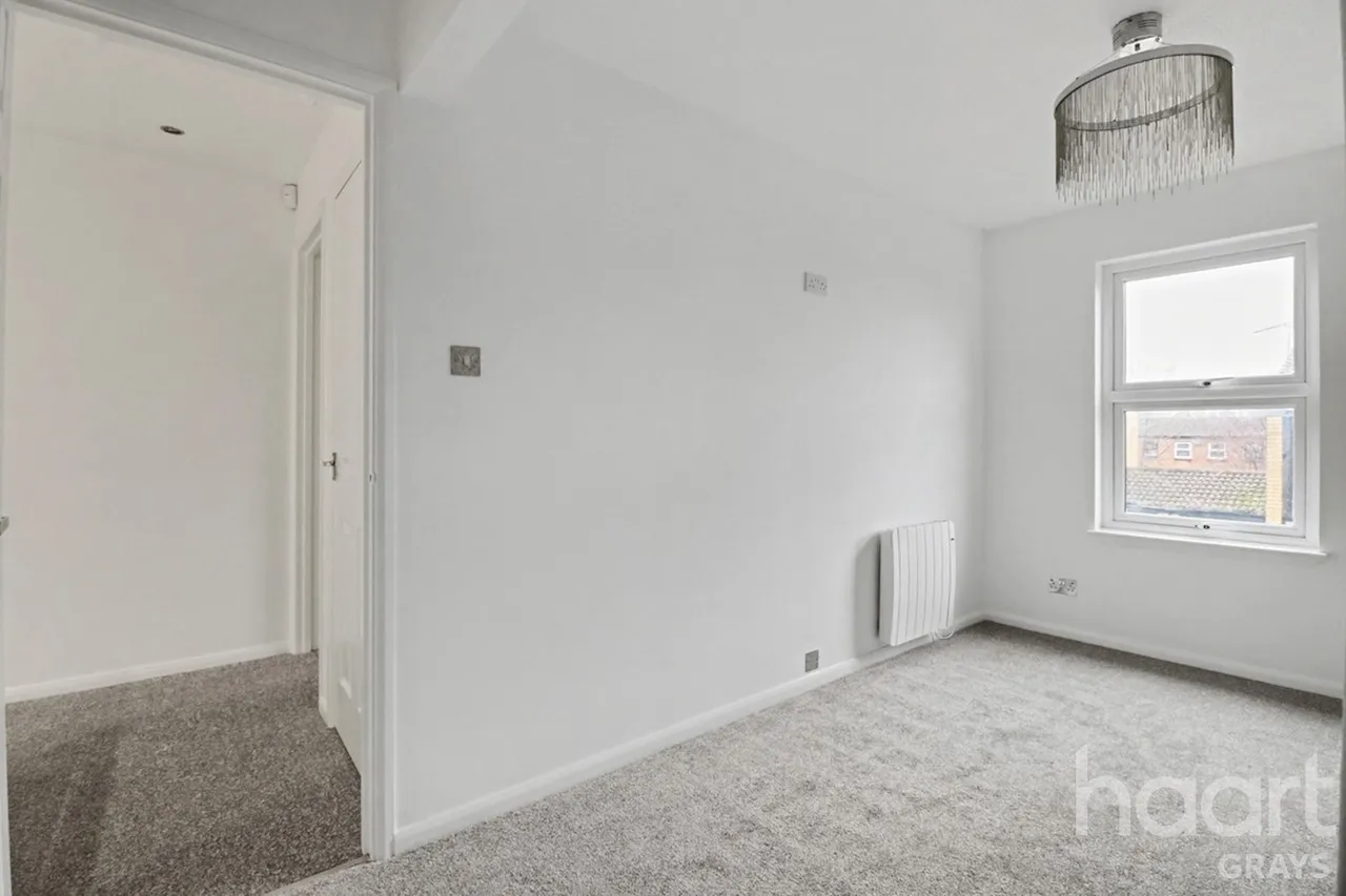 Erith Court, Purfleet, RM19, photo 14