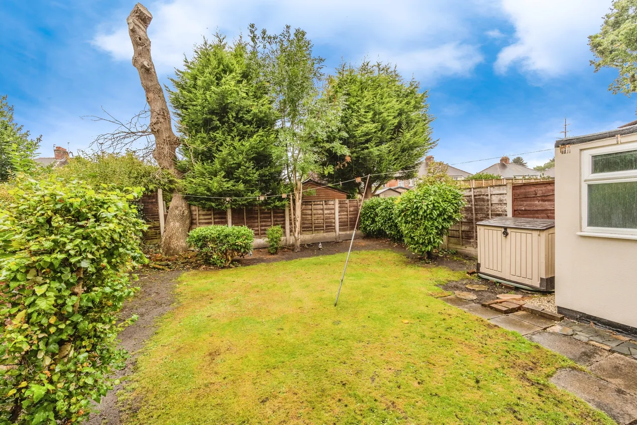 3 bed house for sale — Chesterton Road, Manchester