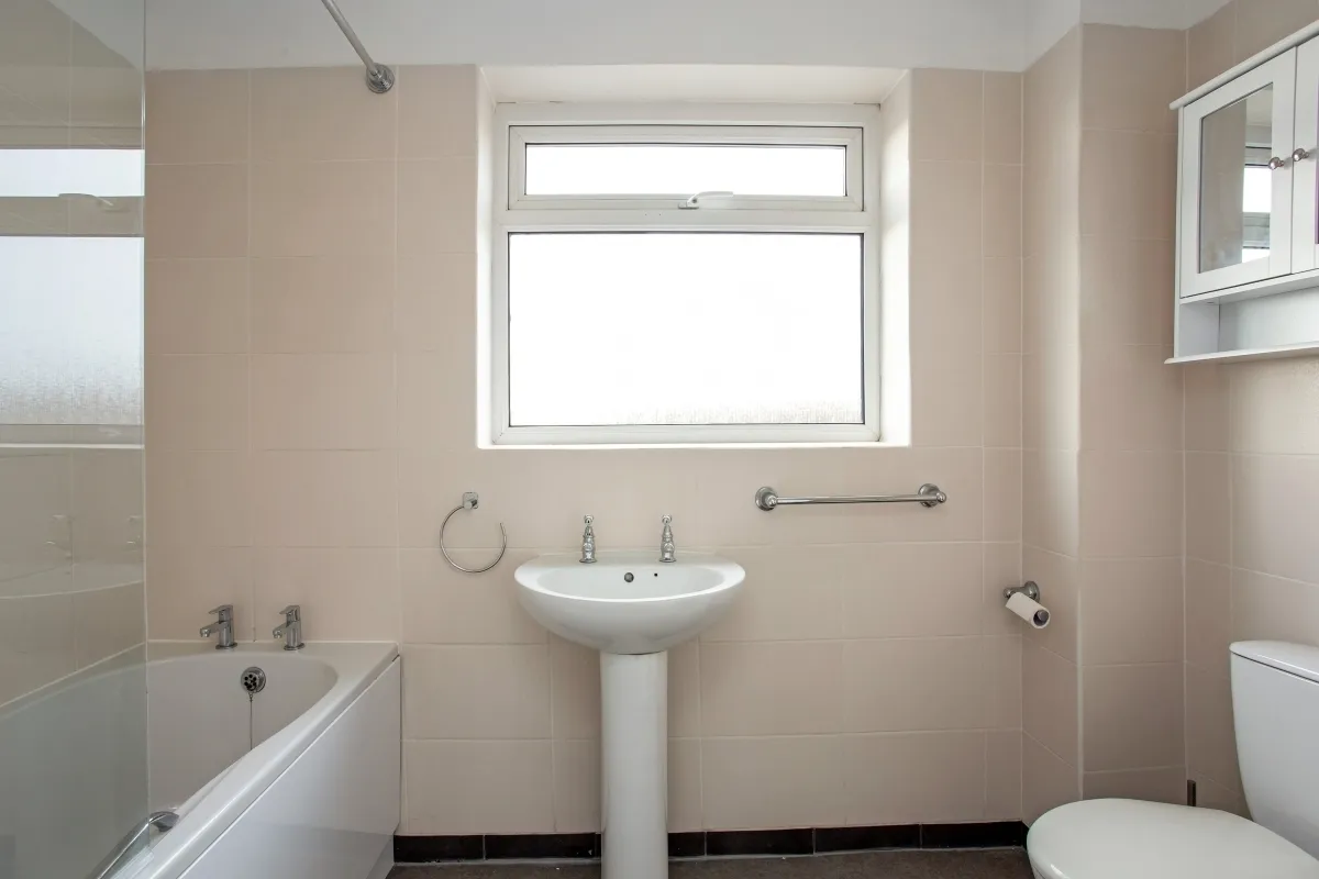 St. Margarets Grove Great Kingshill HP15, photo 9
