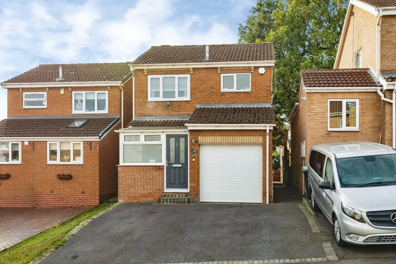3 bed house for sale, Dowland Gardens, High Green, S35