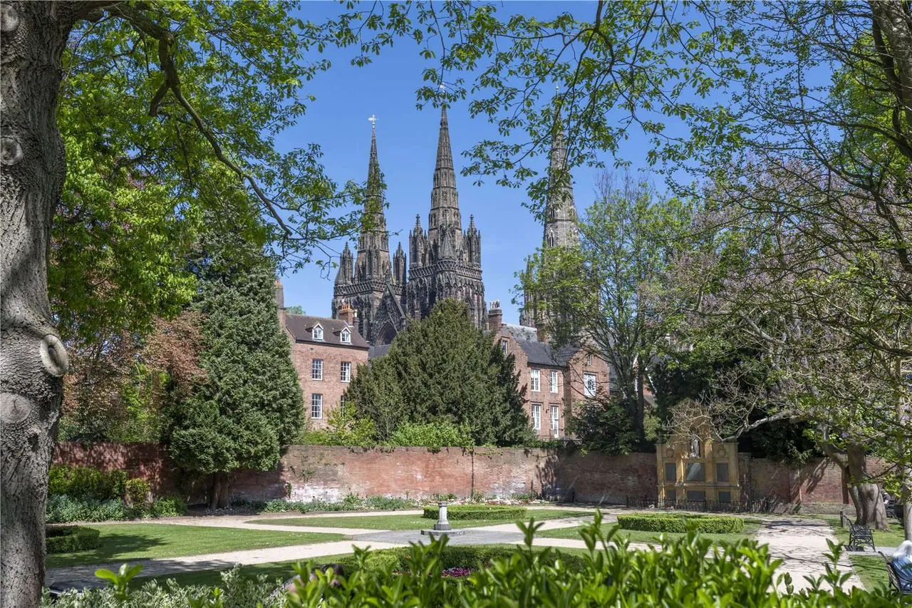Old Library, The Friary, Lichfield, Staffordshire, WS13 6QG, photo 10