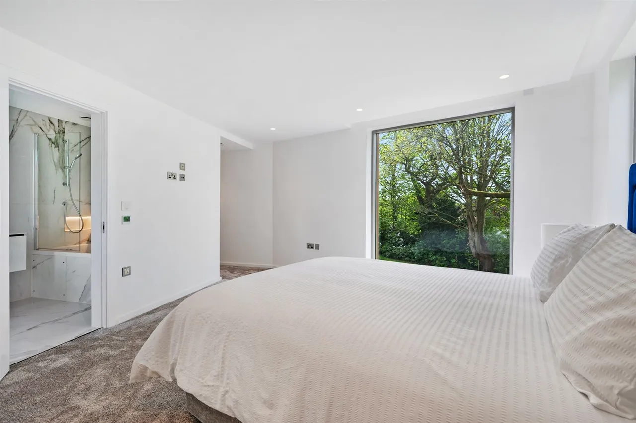 Heybridge Lane, Prestbury, photo 11