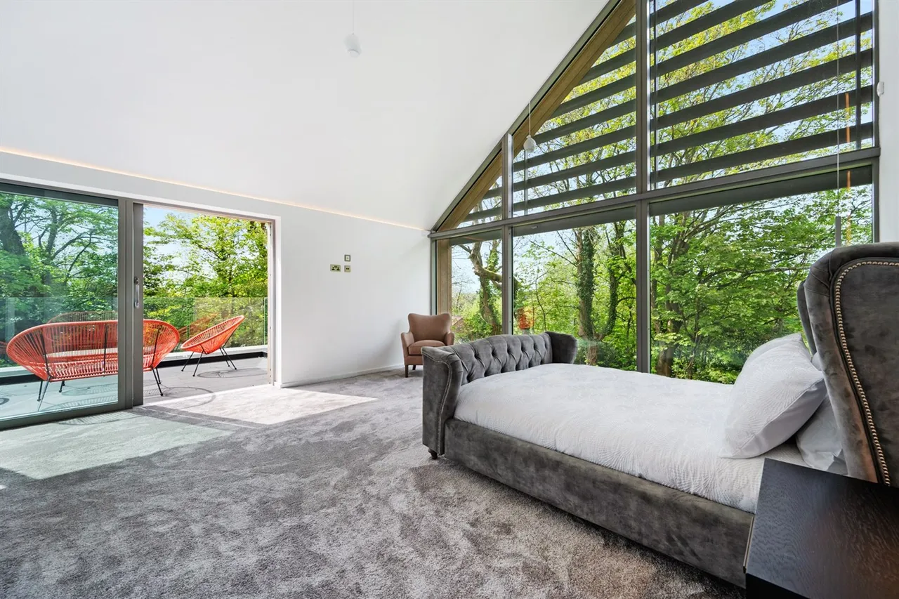 Heybridge Lane, Prestbury, photo 12