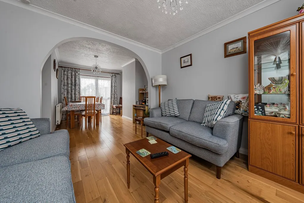 Crowland Avenue, Hayes, UB3, photo 4