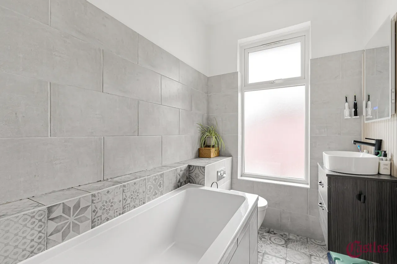 Palmerston Road, N22, photo 10