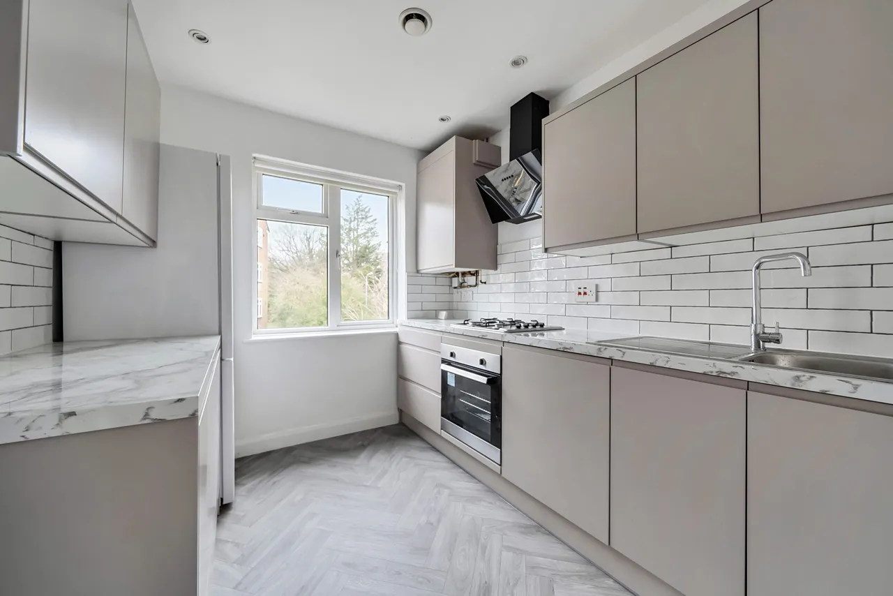 1 bed flat for sale — Denham Road, Whetstone, London, Greater London, N20 0DN