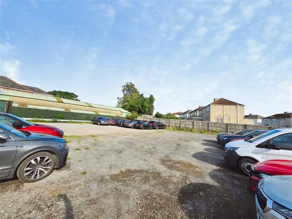 Commercial Road, Totton, SO40, photo 4