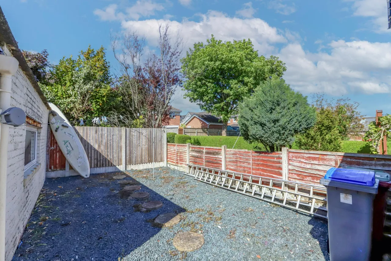 Preston Old Road, Blackpool, FY3, photo 25