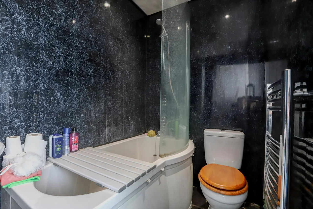 Preston Old Road, Blackpool, FY3, photo 13