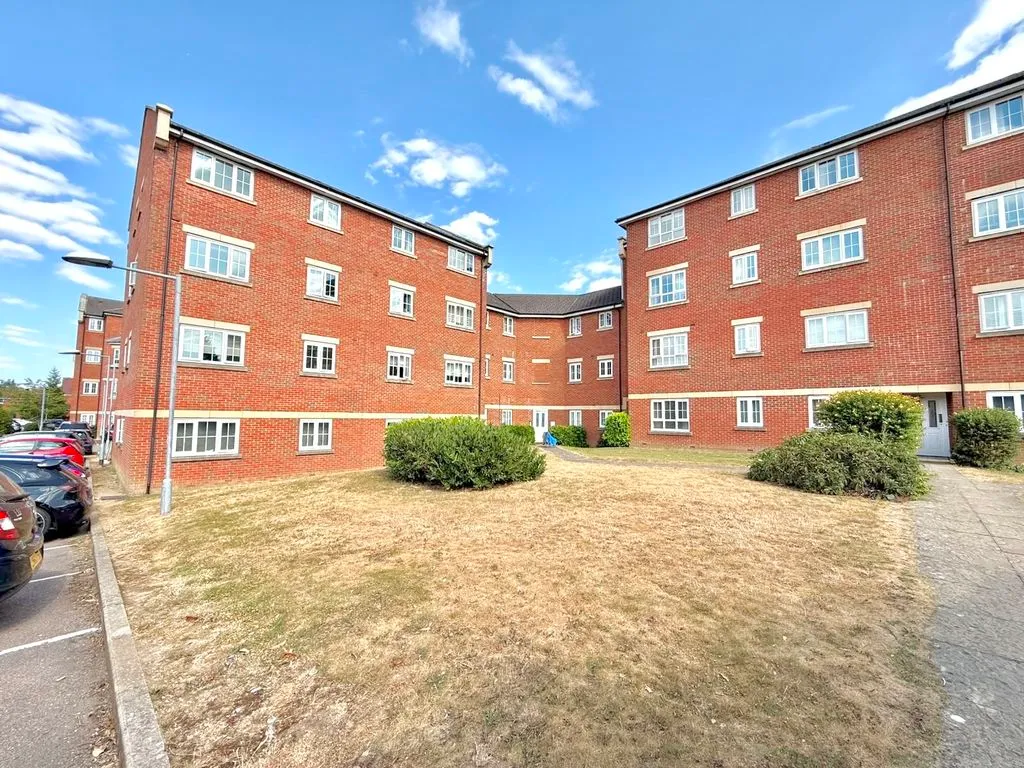 Watling Gardens, Dunstable LU6 3FD, photo 10