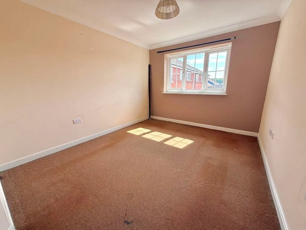 Watling Gardens, Dunstable LU6 3FD, photo 4