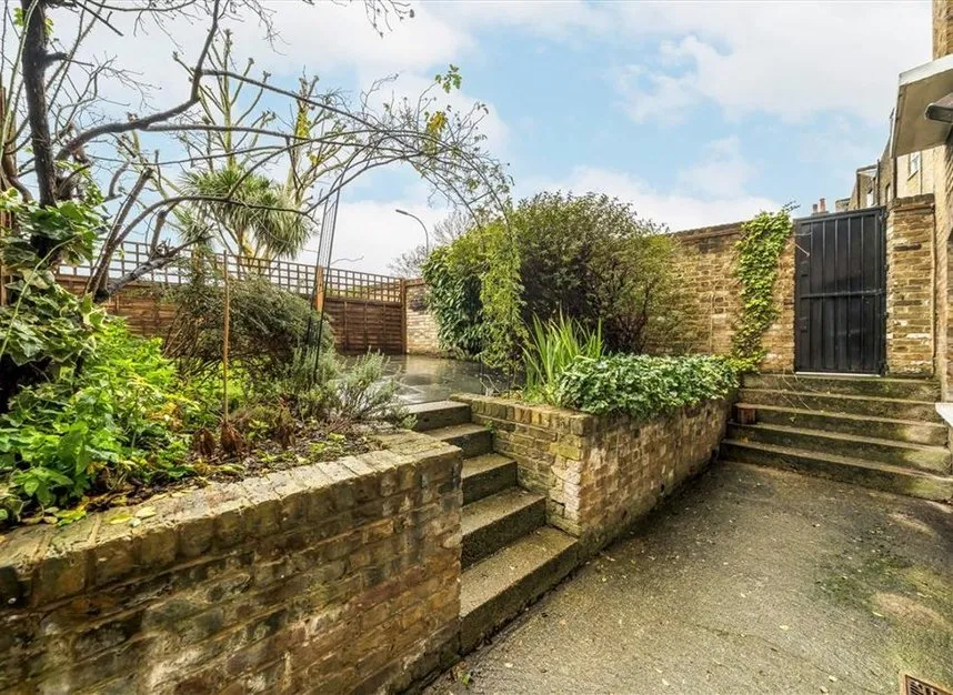 Lewisham Way, New Cross, SE14, photo 6