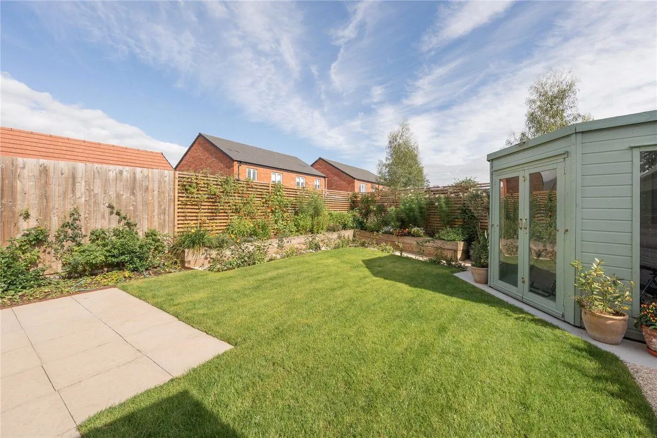 Phillips Way West, Hampton Magna, CV35, photo 17