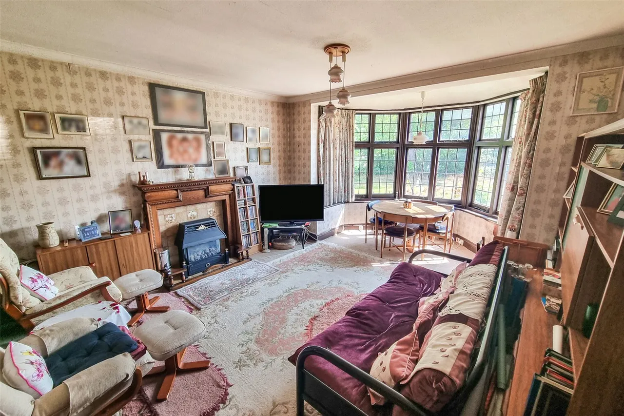 Horseshoe Lane, Ash Vale, Guildford, Surrey, GU12 5LL, photo 3