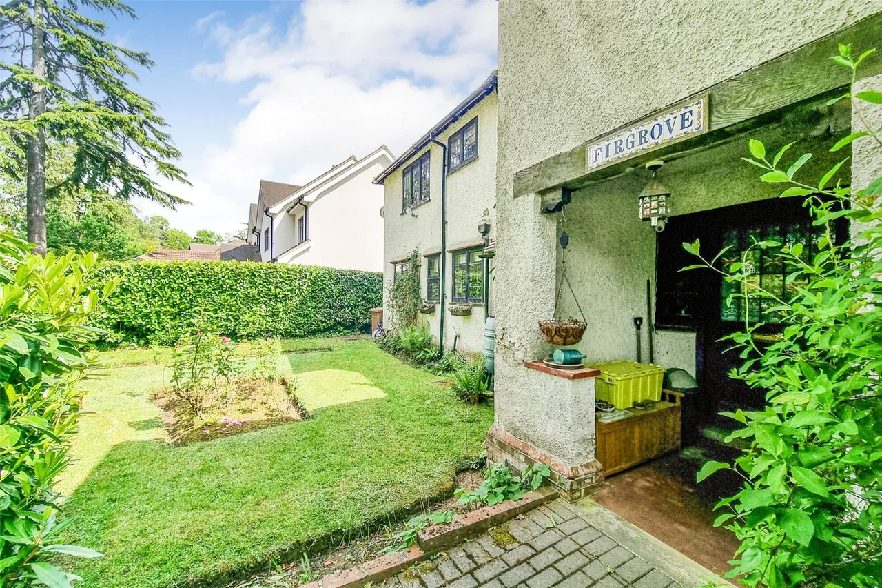 Horseshoe Lane, Ash Vale, Guildford, Surrey, GU12 5LL, photo 22