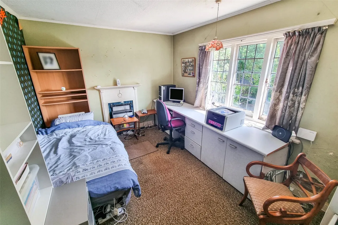 Horseshoe Lane, Ash Vale, Guildford, Surrey, GU12 5LL, photo 18