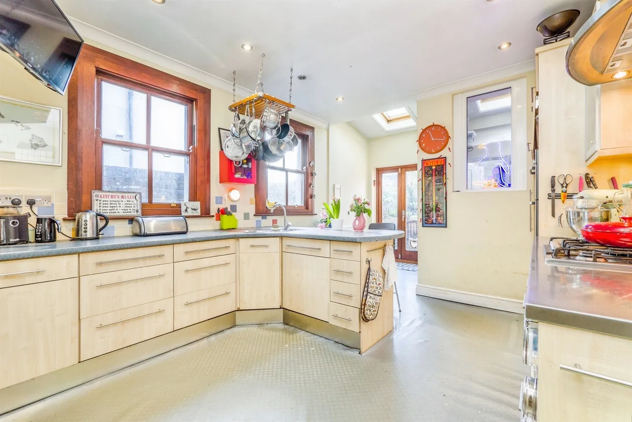 Shirley Road, Roath Park, CF23, photo 9