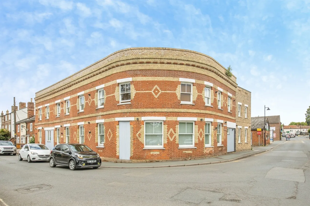 Station Road, Sudbury, photo 12