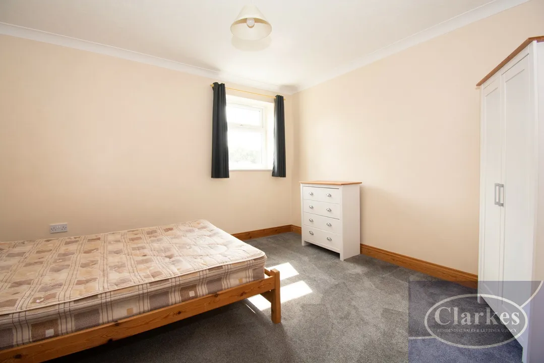 Redhill Drive, Winton, photo 10