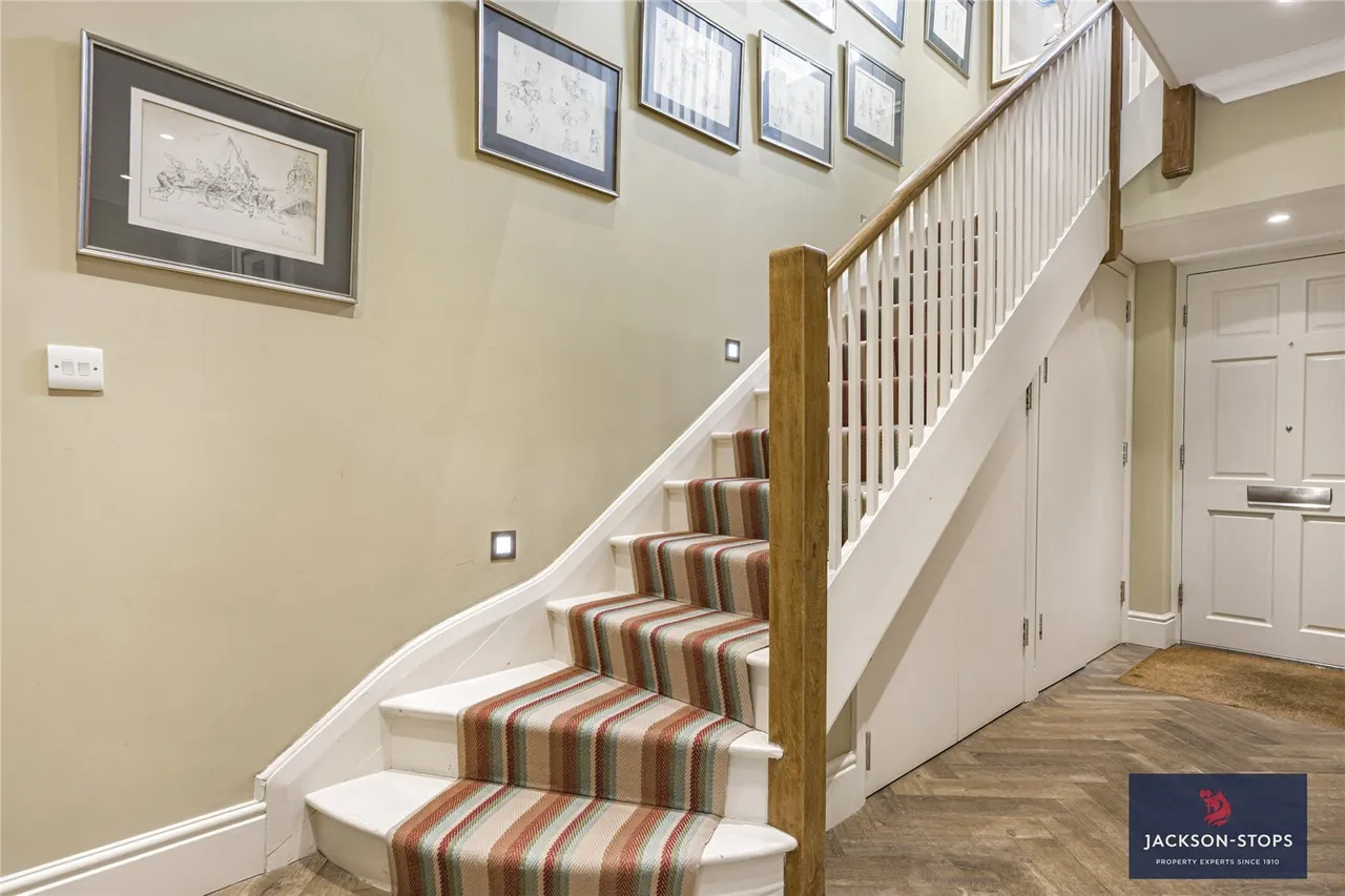 The Avenue, Newmarket, CB8, photo 5