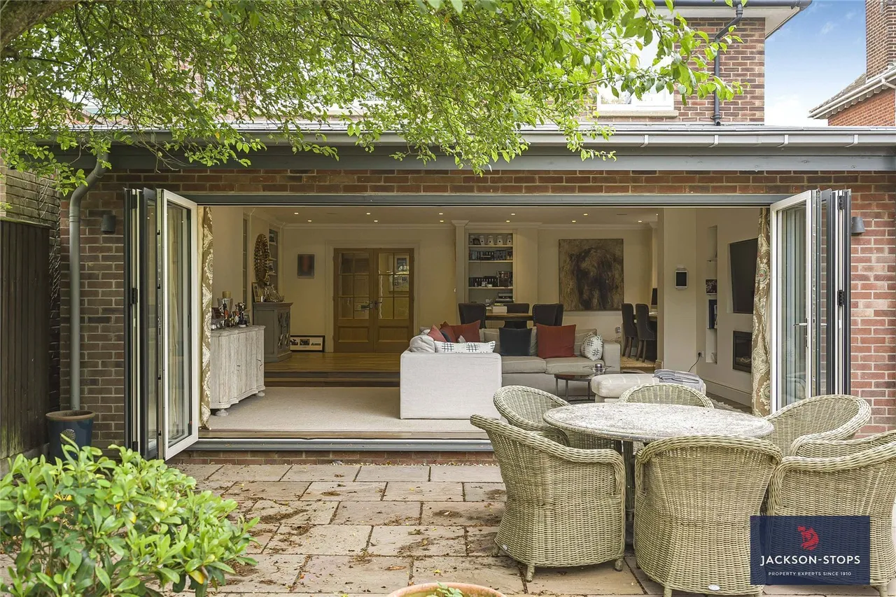 The Avenue, Newmarket, CB8, photo 17