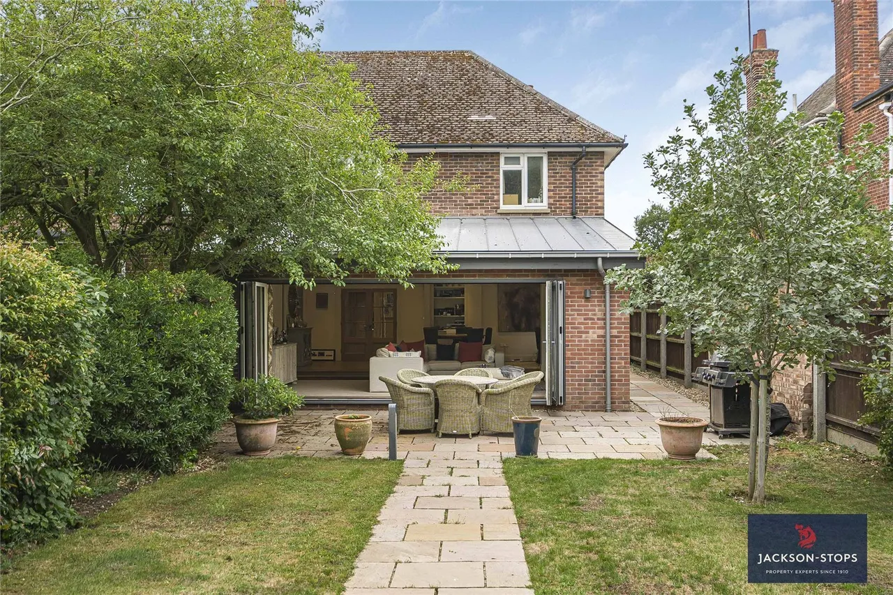 The Avenue, Newmarket, CB8, photo 20