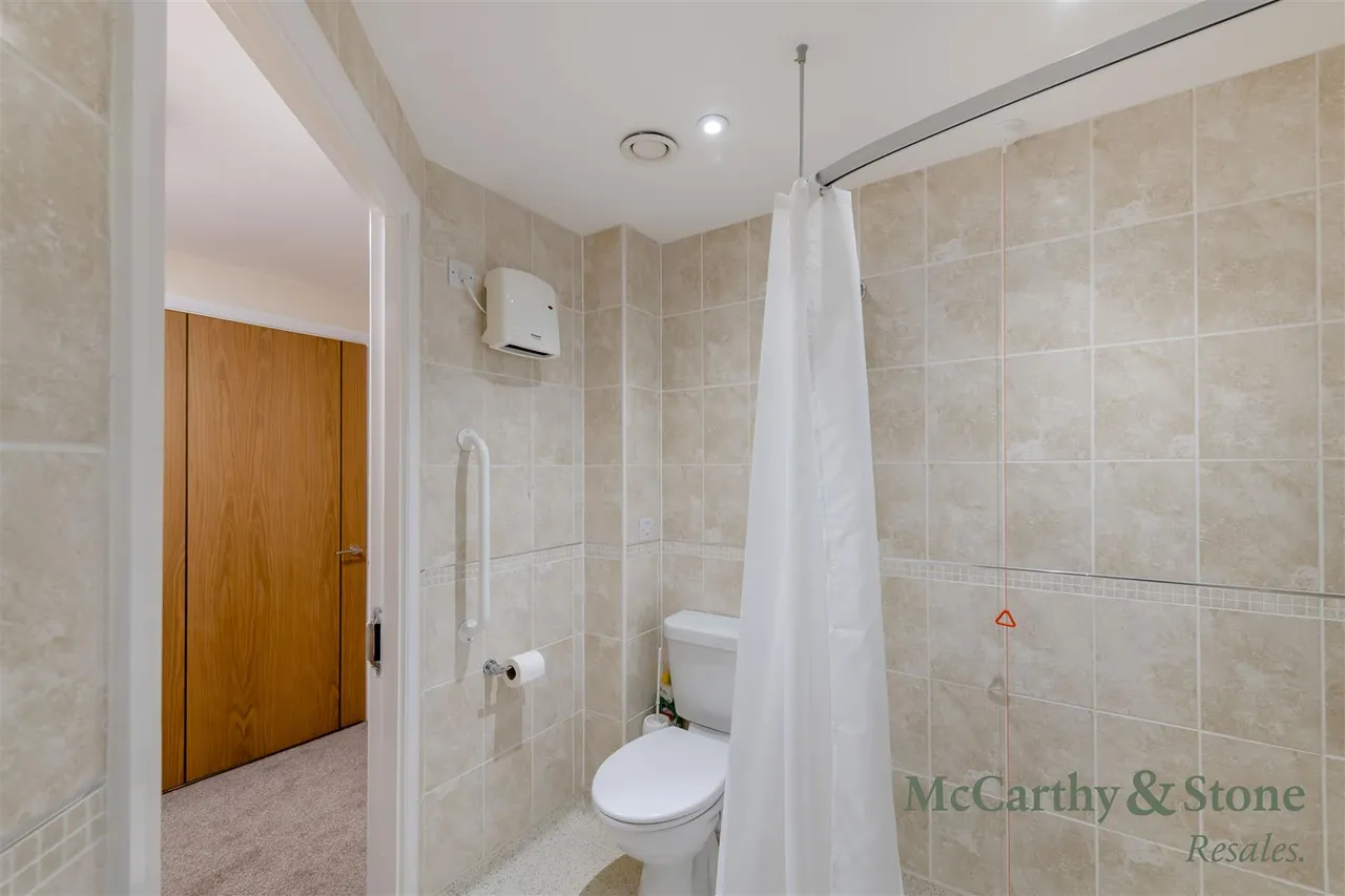 Station Approach, Cheadle Hulme, SK8, photo 23