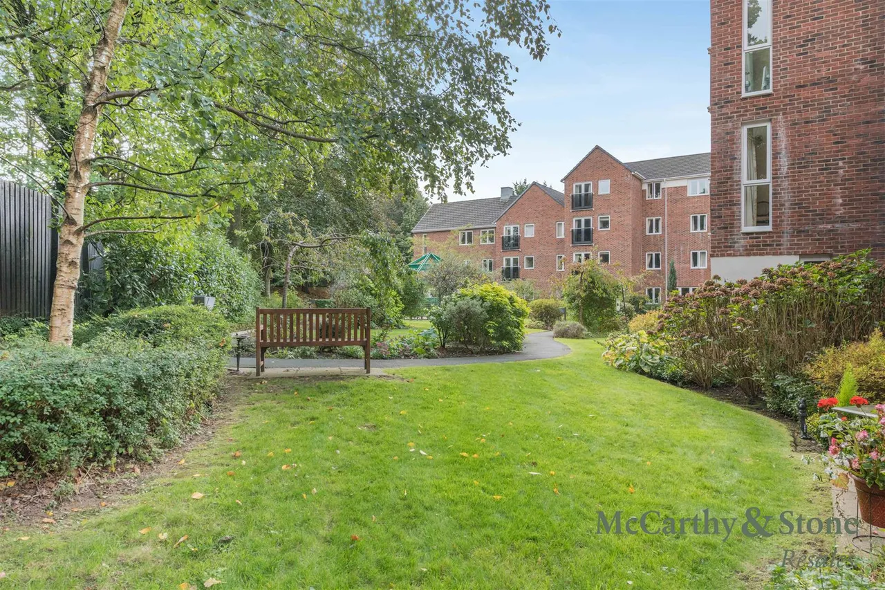 Station Approach, Cheadle Hulme, SK8, photo 37